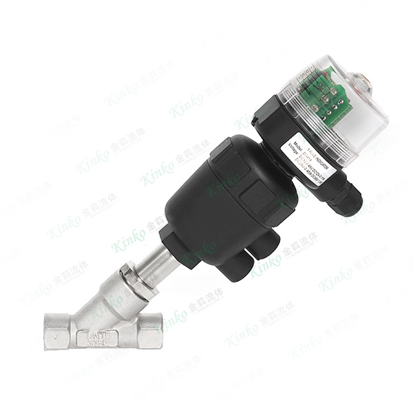 Adjustable pneumatic threaded corner seat valve